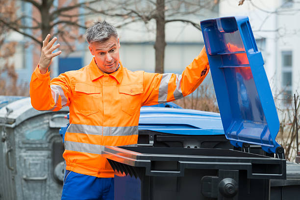 Best Retail Junk Removal in Milan, MO